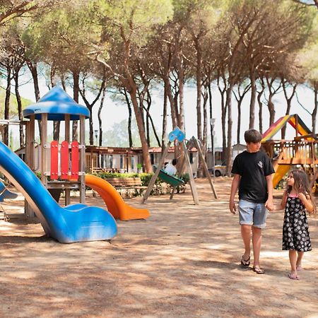 Pineta Sul Mare Camping Village Чезенатико Екстериор снимка